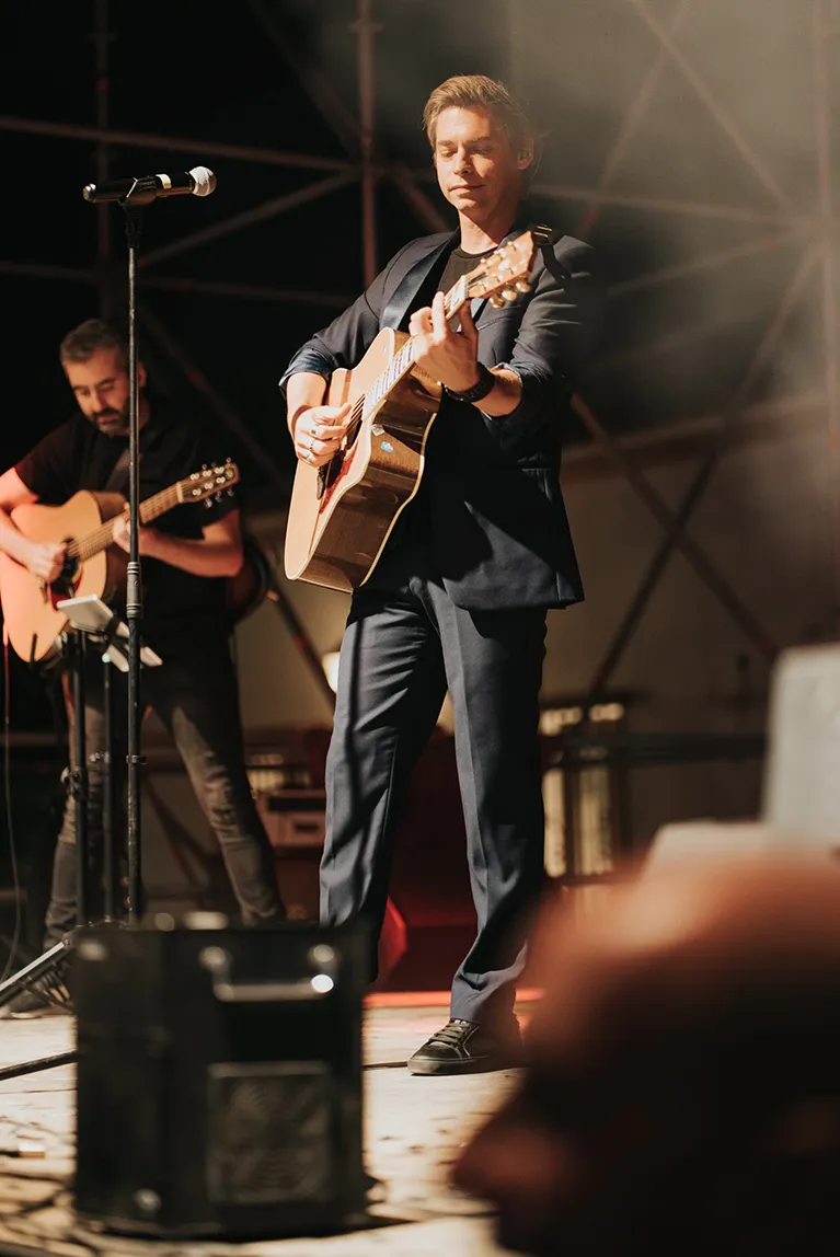 carlos-baute-concierto-privado-evento-sevilla